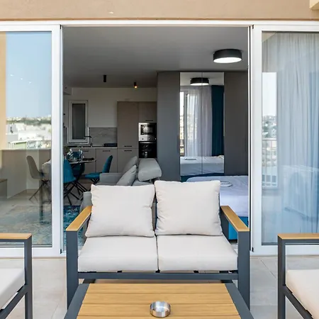 Centre Penthouse In St Julians - 4 Guests 公寓 *